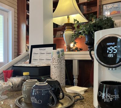24/7 Hot Tea and Cocoa Station
